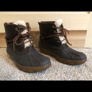 Sperry boots